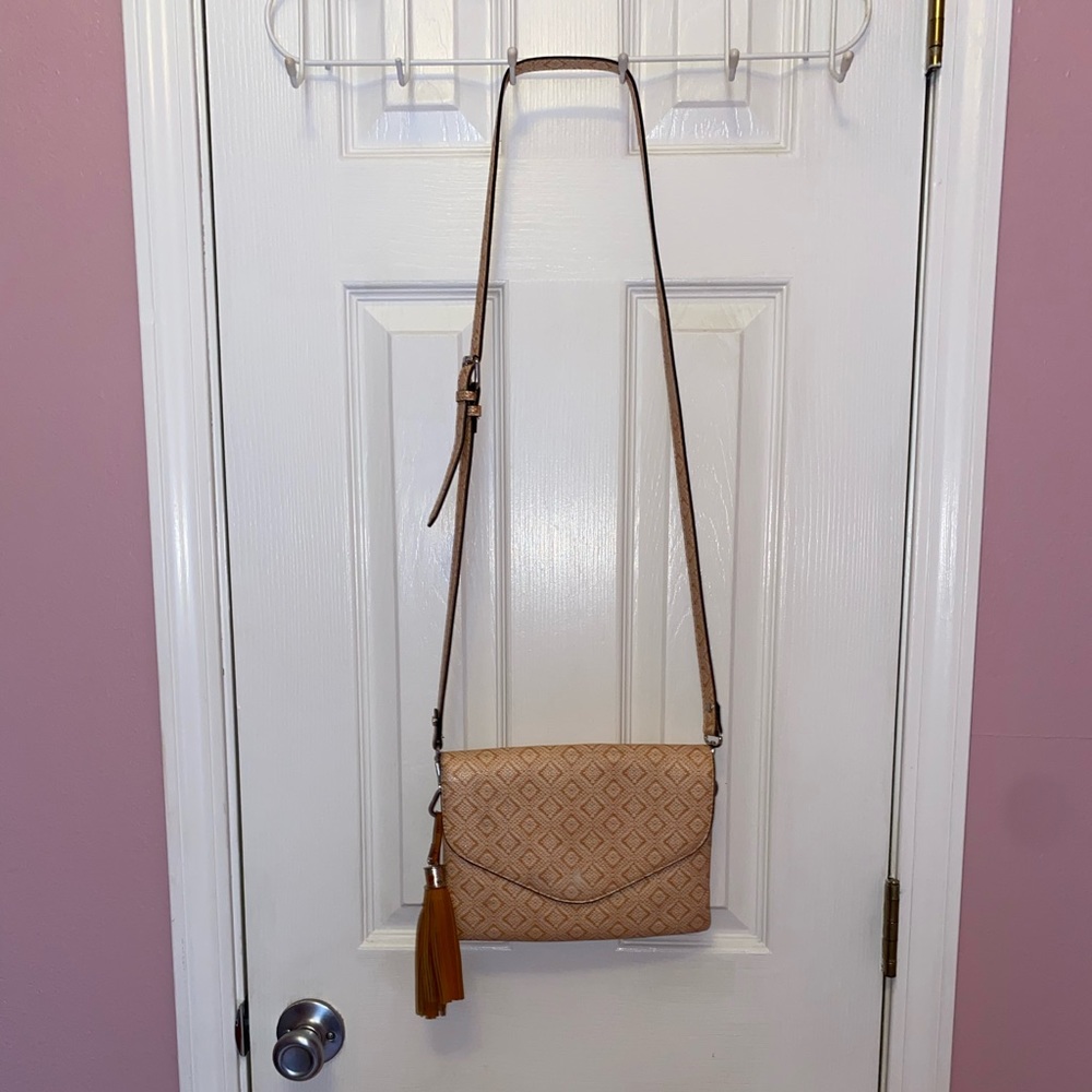 Crossbody purse